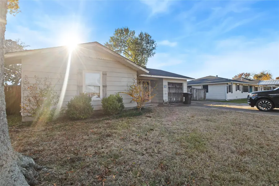 316 S 4th Street, Nederland, TX 77627 - Image #2