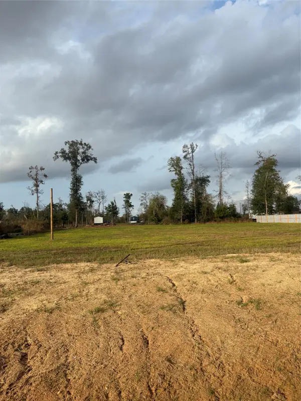 1045 Gazing Pine Street, Huffman, TX 77336