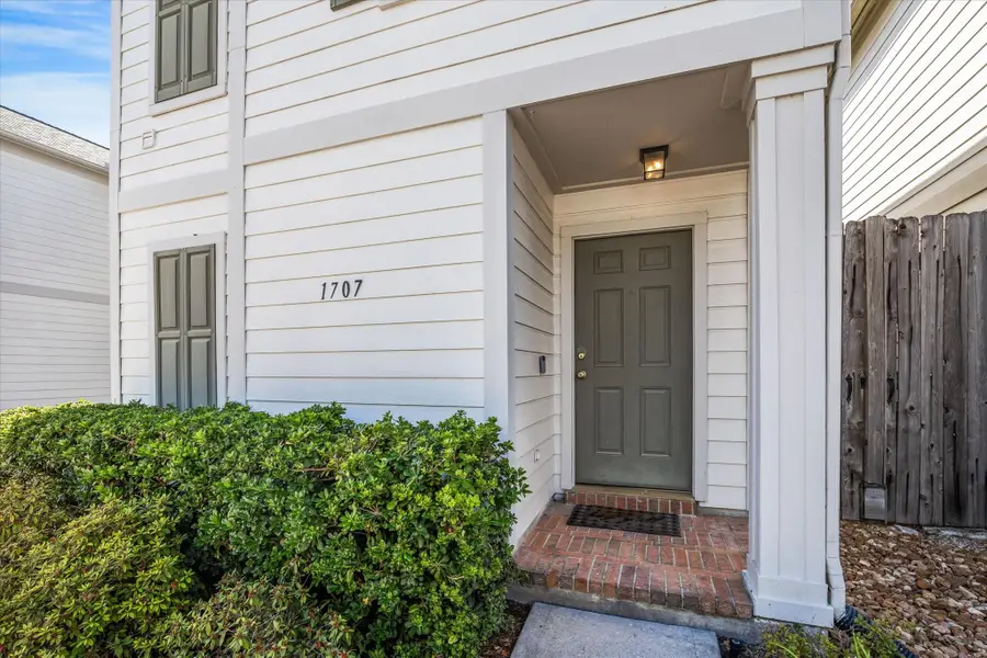 1707 Redwing Cove Drive, Houston, TX 77009 - Image #2
