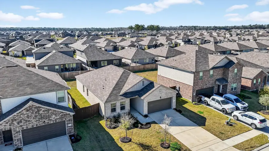 21572 Rolling Streams Drive, New Caney, TX 77357 - Image #2