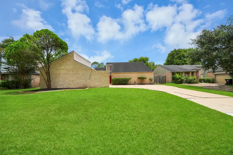 2219 Valley Manor Drive, Missouri City, TX 77489 - #3