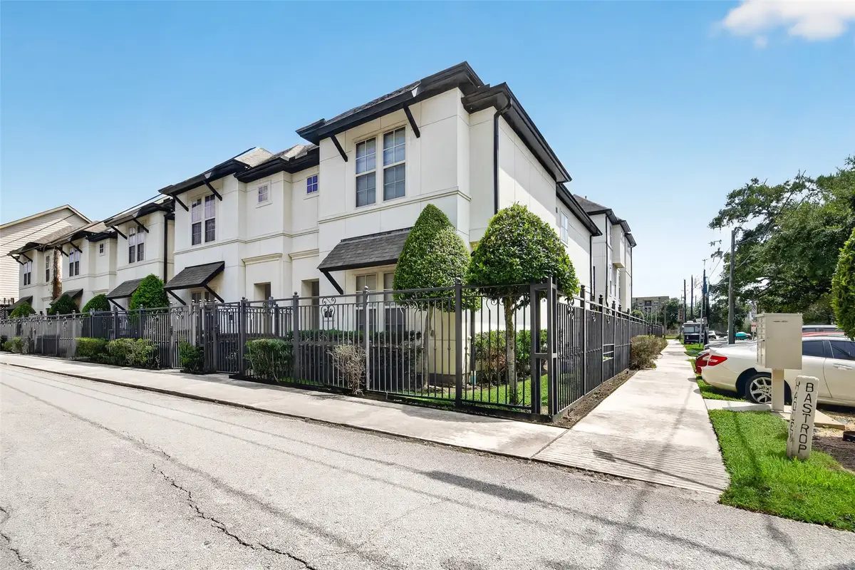 2219 Bastrop Street, Houston, TX 77003 - #1