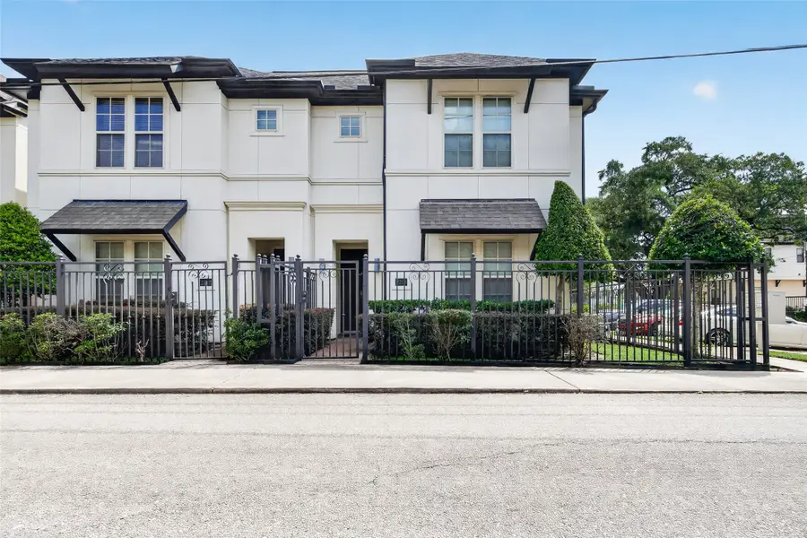 2219 Bastrop Street, Houston, TX 77003 - #2