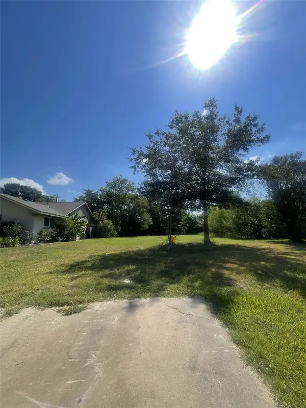8915 Mcavoy Drive, Houston, TX 77074