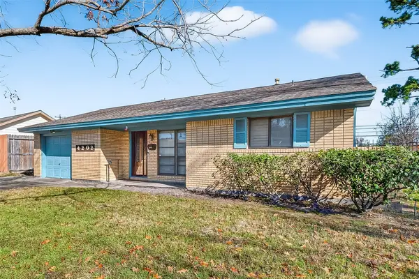 4202 Marlborough Drive, Houston, TX 77092