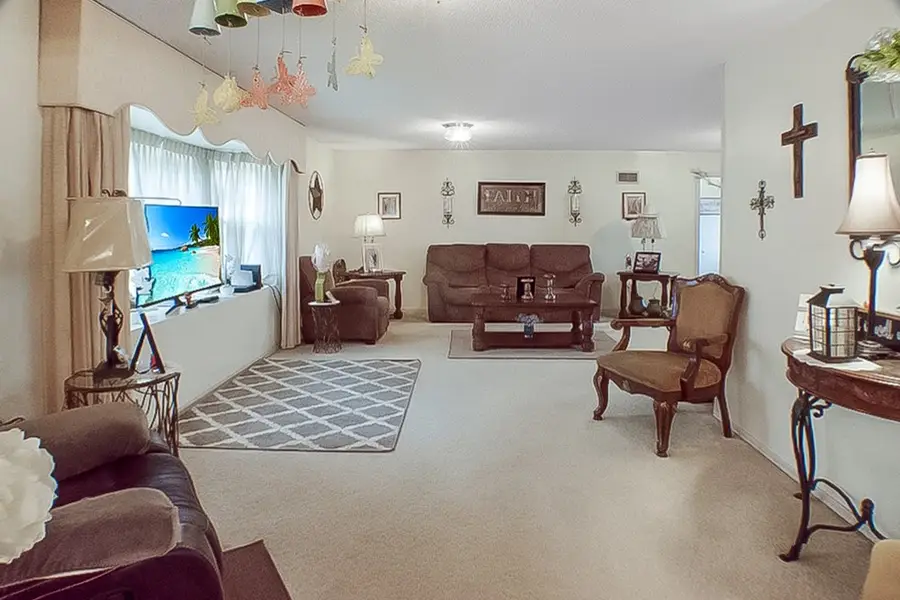 410 W 9th Street, Friona, TX 79035 - #3