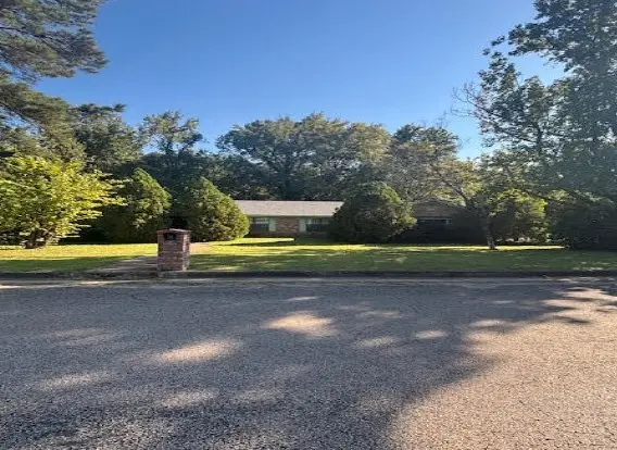 116 Fisher Drive, Marshall, TX 75670 - Image #3