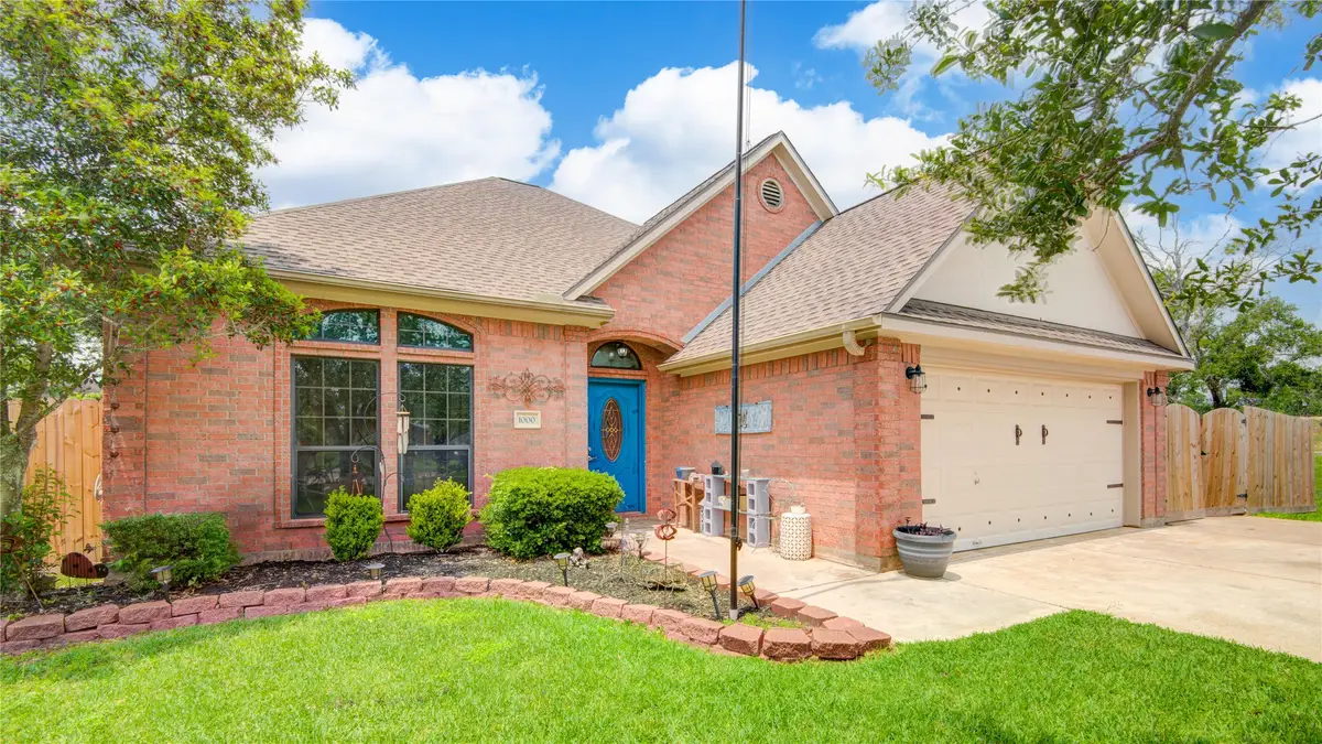1000 Cardinal Drive, Richwood, TX 77566 - #1