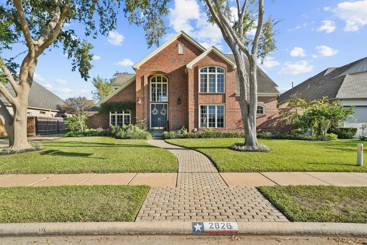 2826 Plantation Lakes Drive, Missouri City, TX 77459 - Image #1