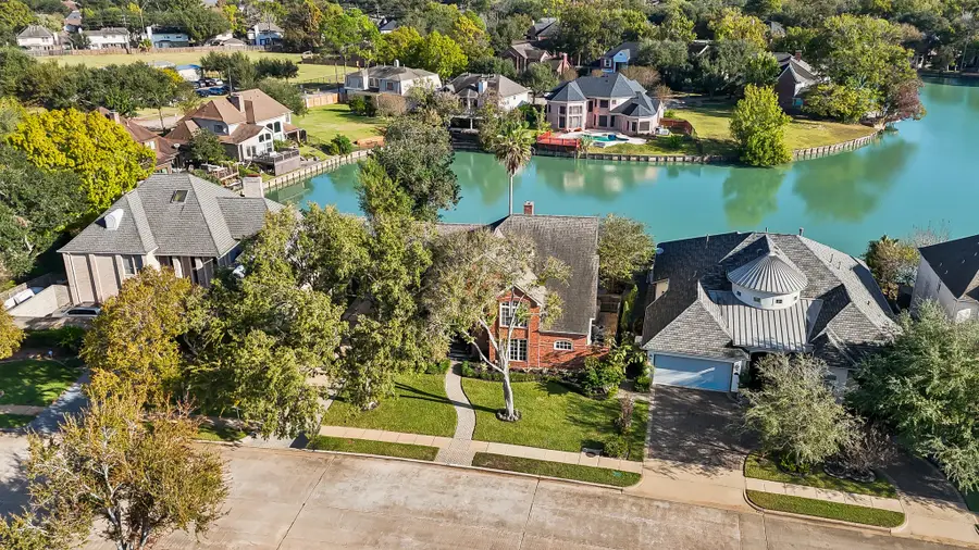 2826 Plantation Lakes Drive, Missouri City, TX 77459 - Image #3