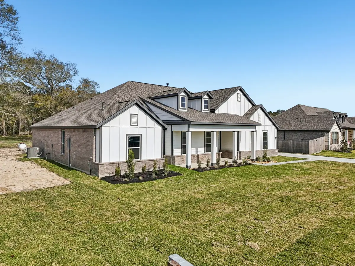 700 Barton Place Drive, Cleveland, TX 77327 - Image #1