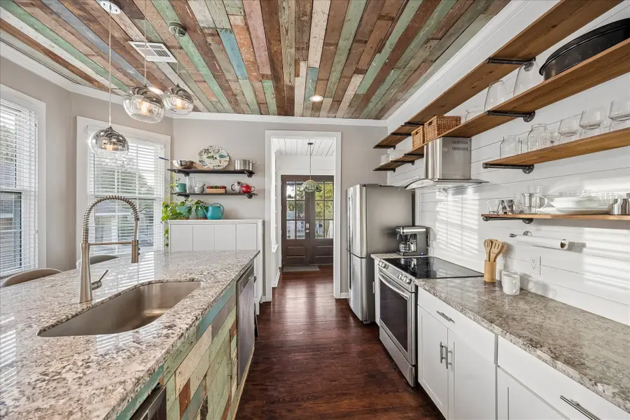 3215 Bernardo De Galvez Avenue, Galveston, TX 77550 - #3