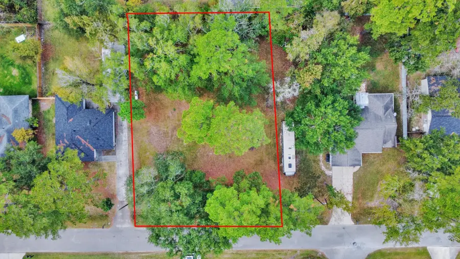 10615 Twin Oak Drive, Conroe, TX 77385 - Image #2