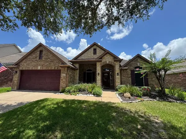 1142 Morning Creek Lane, League City, TX 77573