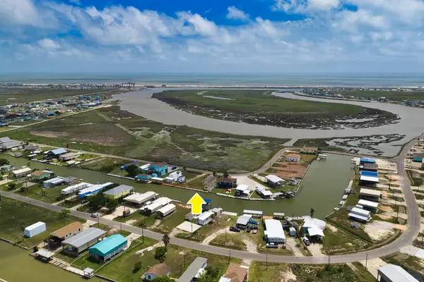 155 Neptune, Sargent, TX 77414