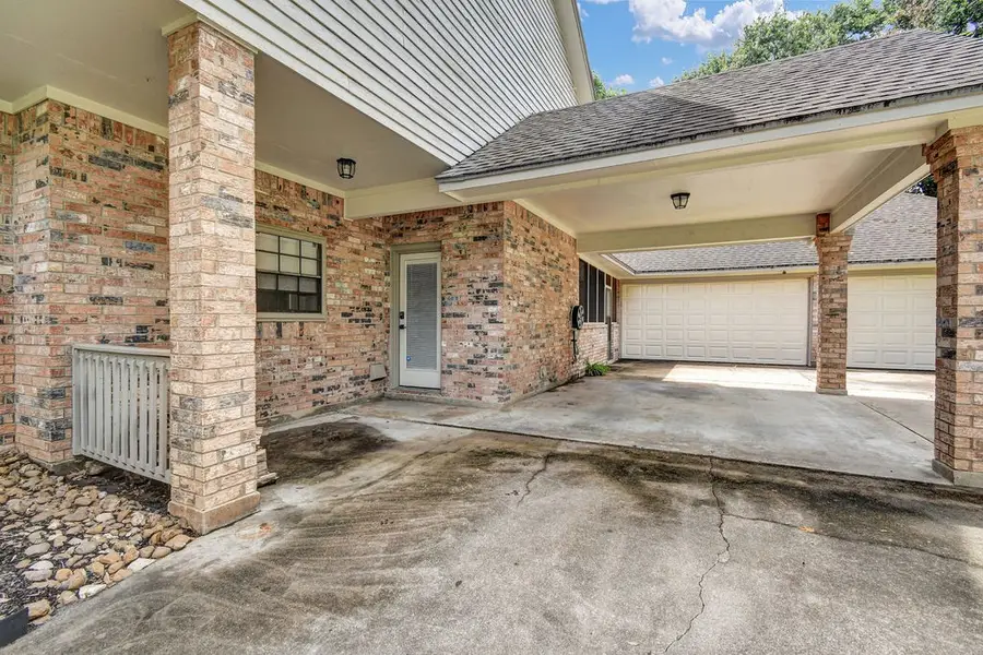 116 Dewberry Drive, Lake Jackson, TX 77566 - #2