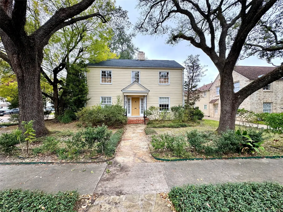2340 Robinhood Street, Houston, TX 77005 - Image #1