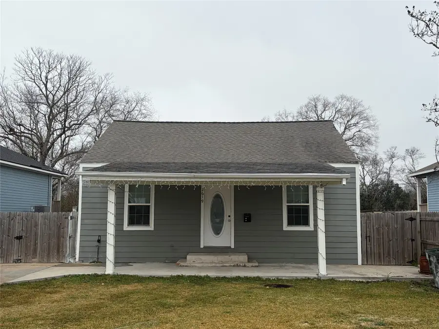 2619 19th Street, Port Arthur, TX 77640 - #2