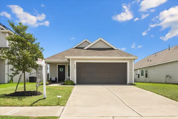 5515 James Michael Drive, Rosharon, TX 77583