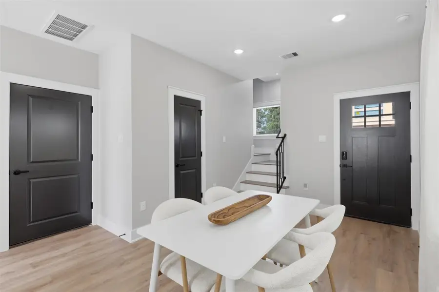 5034 Mallow St #A B, Houston, TX 77033 - #3