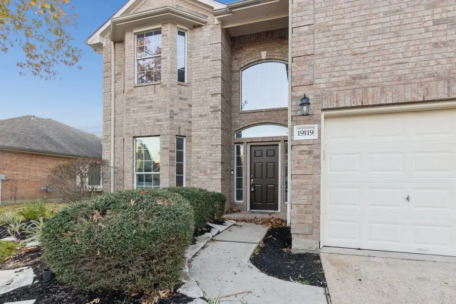 19119 Sprintwood Court, Humble, TX 77346 - Image #3