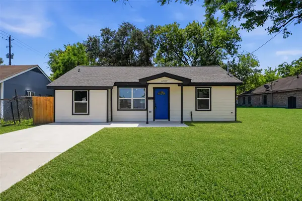 6707 New York Street, Houston, TX 77021