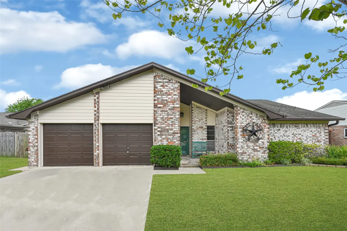 10406 Rocky Hollow Road, La Porte, TX 77571 - #1