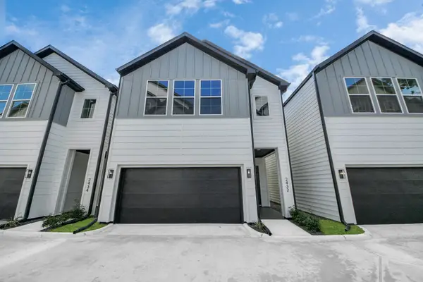 2432 Harrington Street, Houston, TX 77026