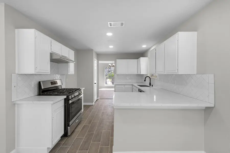 6830 Lost Thicket Drive, Houston, TX 77085 - #2