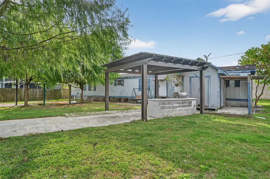 9619 Meadowvine Drive, Houston, TX 77044 - Image #2