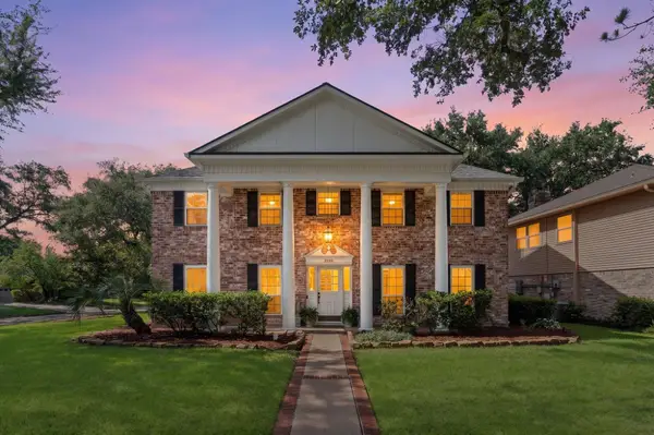 3030 Broadmoor Drive, Sugar Land, TX 77478