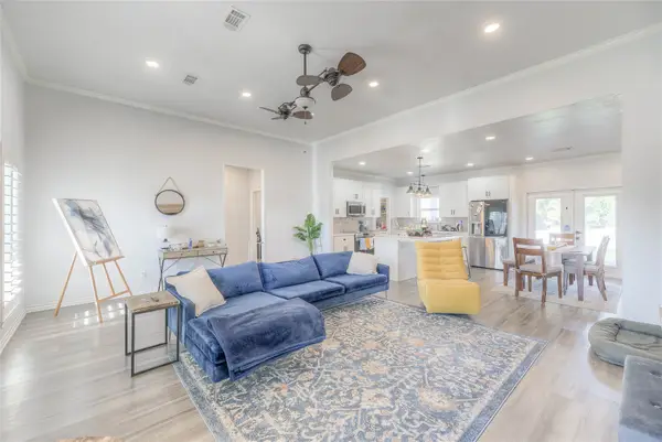 276 Resort Drive, Livingston, TX 77351