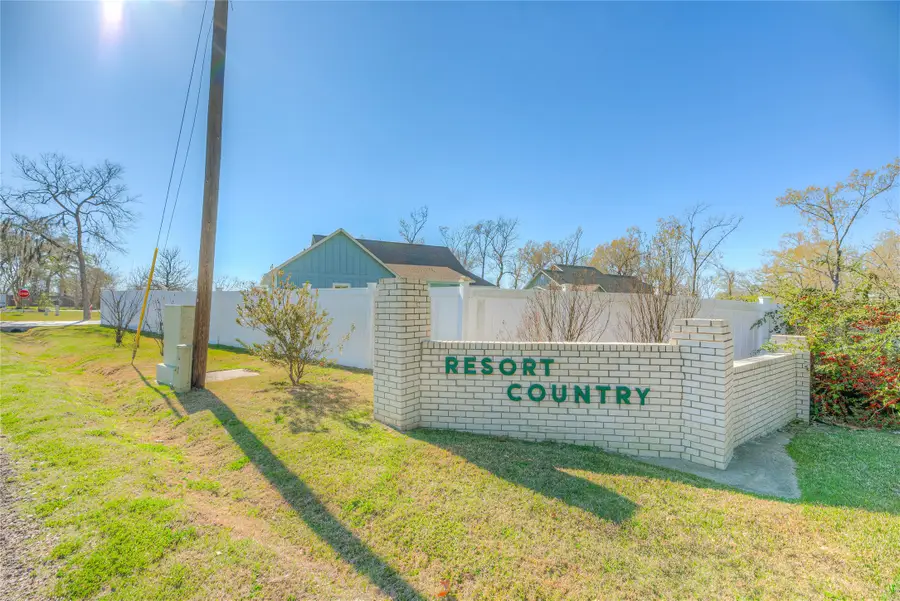 276 Resort Drive, Livingston, TX 77351 - #2