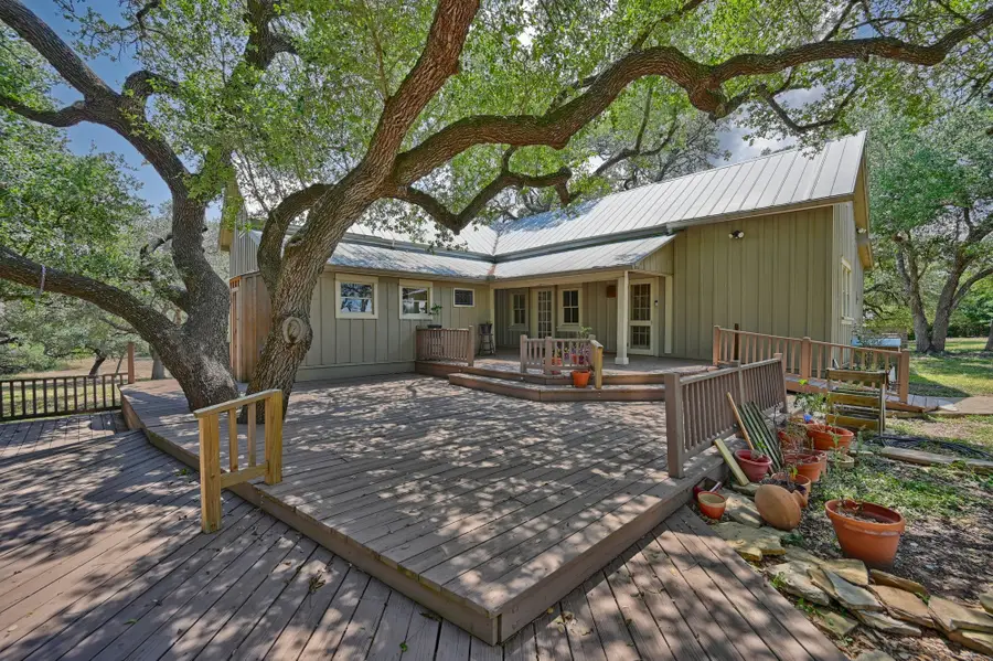 1900 Baron Road, La Grange, TX 78945 - Image #3