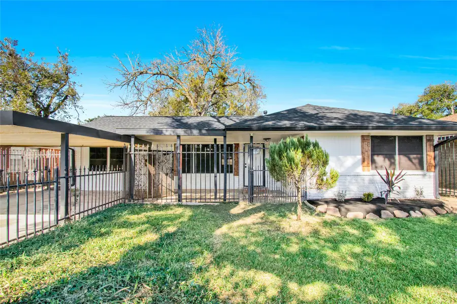 623 Gilpin Street, Houston, TX 77034 - Image #2