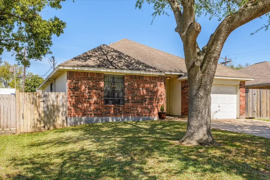 2604 27th Avenue N, Texas City, TX 77590 - #2
