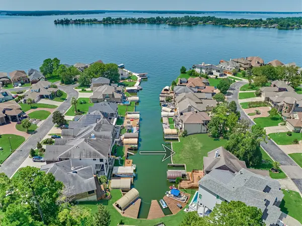 12342 Pebble View Drive, Conroe, TX 77304