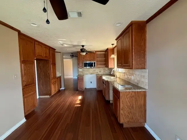 4503 Rattan Avenue, Bay City, TX 77414 - #2