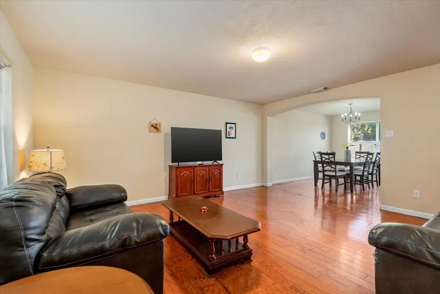 3231 Dogwood Springs Drive, Houston, TX 77073 - #3