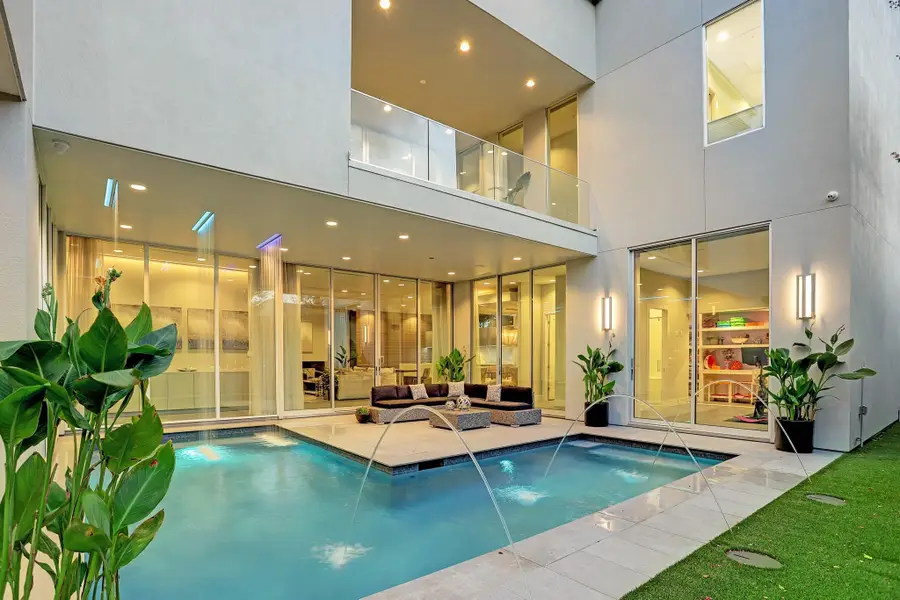 4211 Markham Street, Houston, TX 77027 - #3