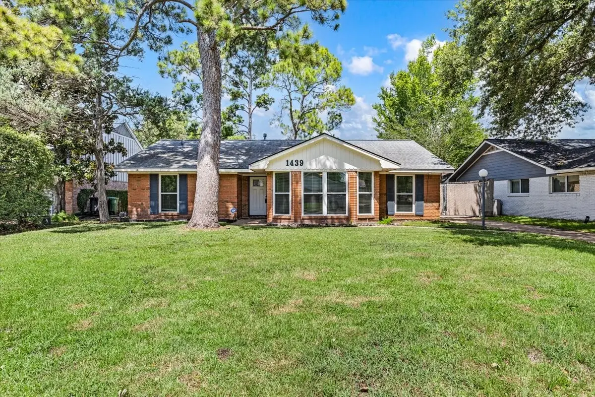 1439 Shadow Bend Drive, Houston, TX 77043 - #1