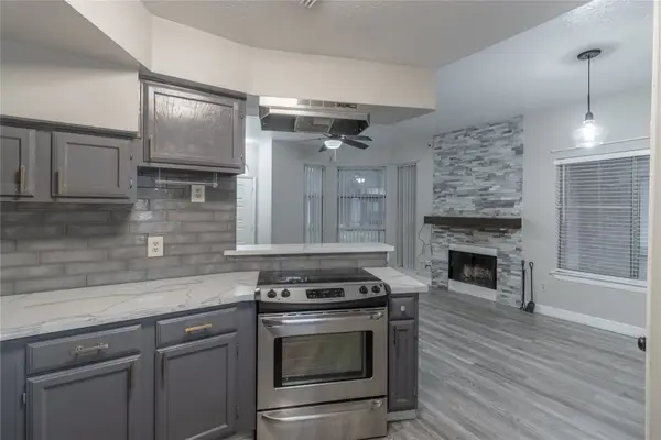 8320 Wild Rose Street #16B, Houston, TX 77083