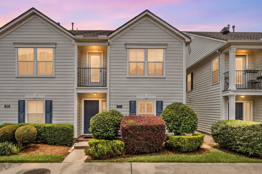 934 W Heights Hollow Lane, Houston, TX 77007 - #2
