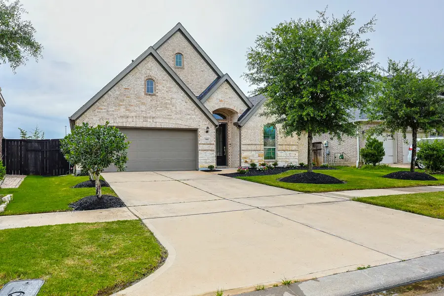 3806 Lake Falls Drive, Fulshear, TX 77441 - #2