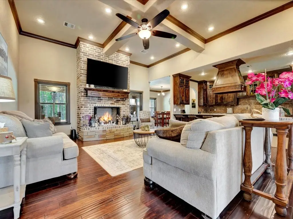 194 Royal Pines, Lufkin, TX 75904 - Image #1