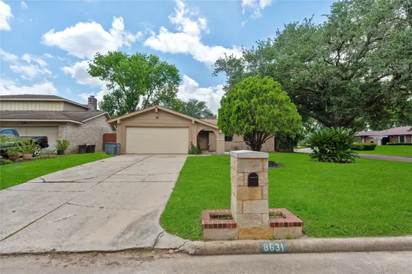 8631 Little River, Houston, TX 77064