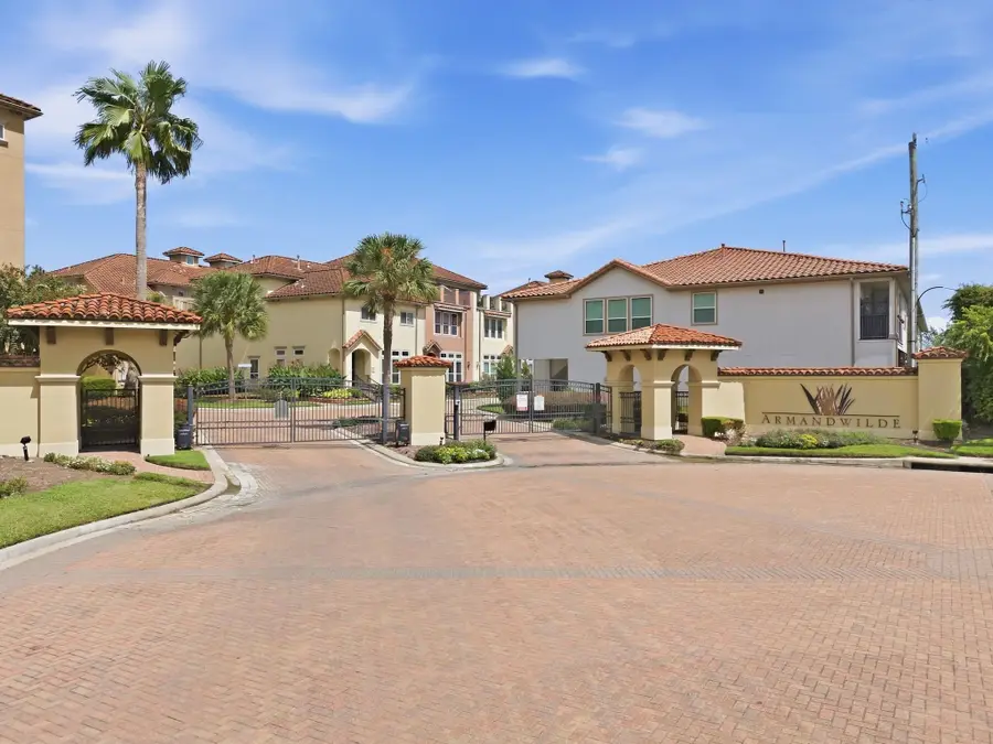 15 Laurelwood Drive, Houston, TX 77058 - #2