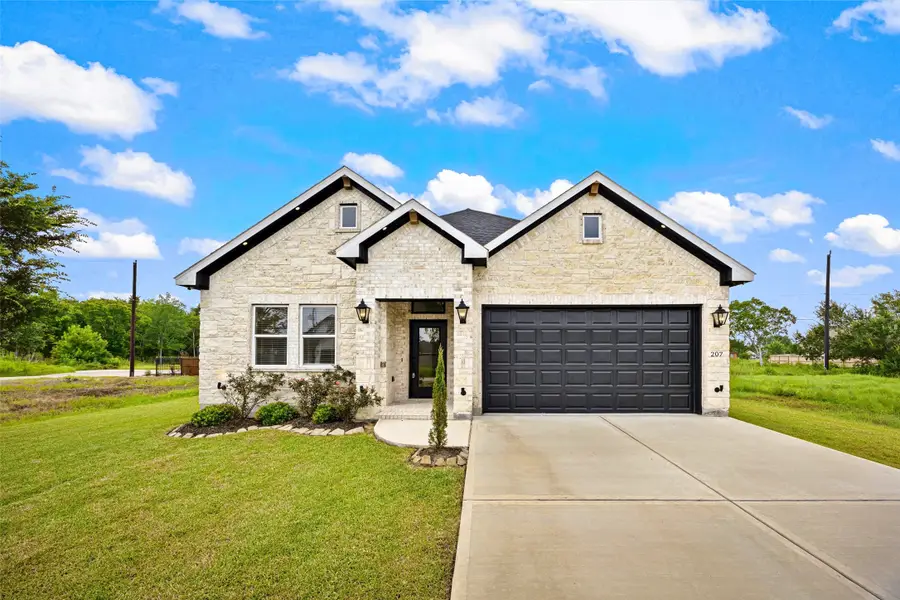 207 Manor Avenue, Arcola, TX 77583 - #2
