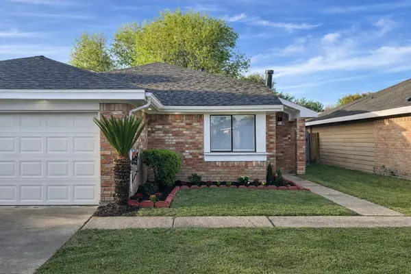 17414 Davenway Dr, Houston, TX 77084