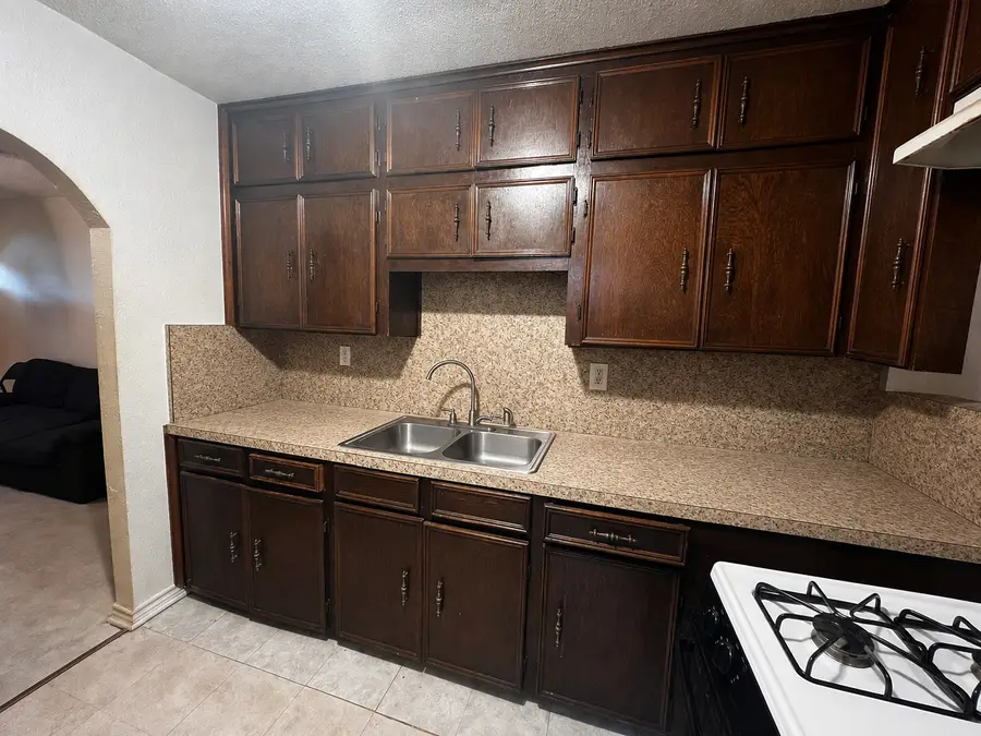 2875 Hebert Street, Beaumont, TX 77705 - #3